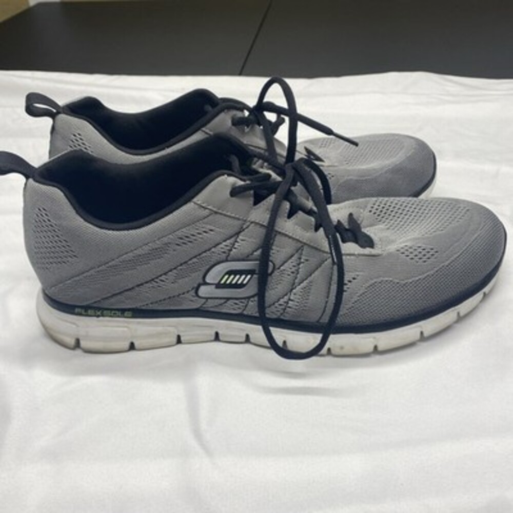 Skechers Men's size 12 Synergy Power Switch Memory Foam Athletic Shoes GreyBlack - Picture 5 of 6